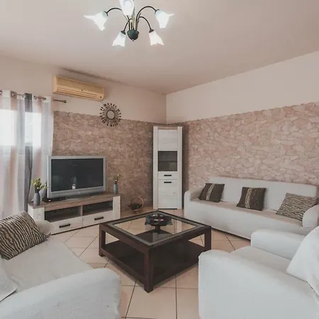 Villa Volimes Vila *