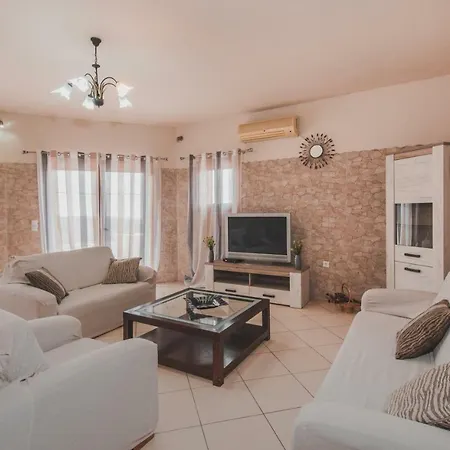 Vila Villa Volimes *