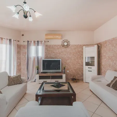 Vila Villa Volimes *