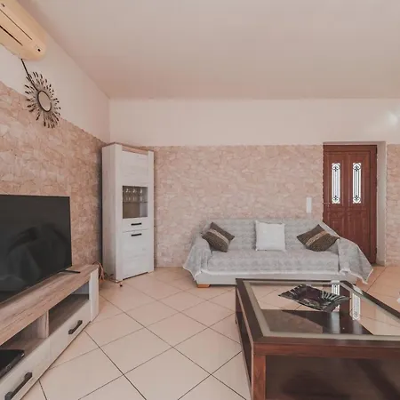 Villa Volimes Volímai
